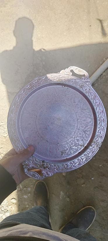 antik şamdan: Metall dekorativ sini/tray - Material: döküm metal (gümüşü rəng) - — 3