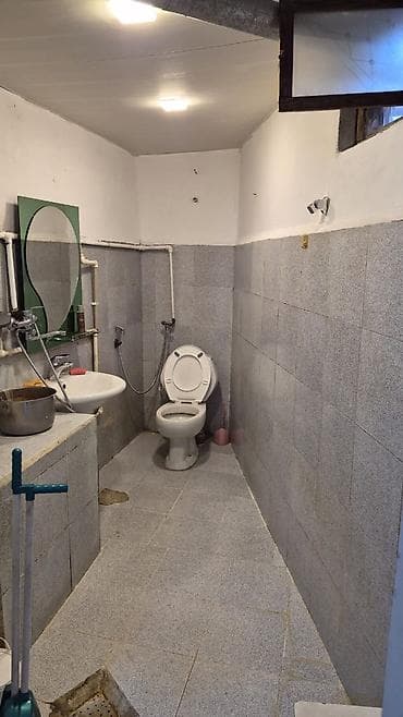berde ev: Merkezi Parkin Yaninda 2 otag temirli esyali heyet evi kiraye verilir — 4