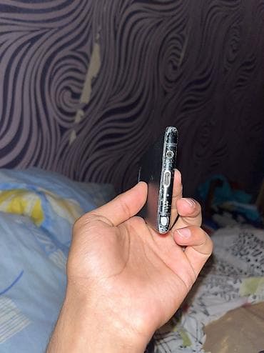 philips xenium 9@9h: Samsung Galaxy Note 8, 64 GB, rəng - Qara, Qırıq, Düyməli, Sensor — 6