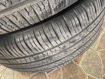 masin ev: Şin Pirelli 215 / 55 / R 17 — 8