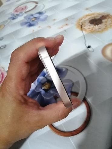 epson eb s18: IPhone 13, Çəhrayı — 6