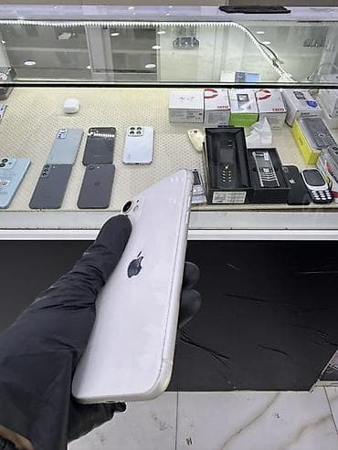 ipon: IPhone 11, Ağ, Face ID — 2