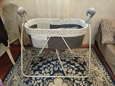 Oğlan və qız üçün, Beşik, Dəstsiz, Matras ilə, Yellənmə mexanizm ilə