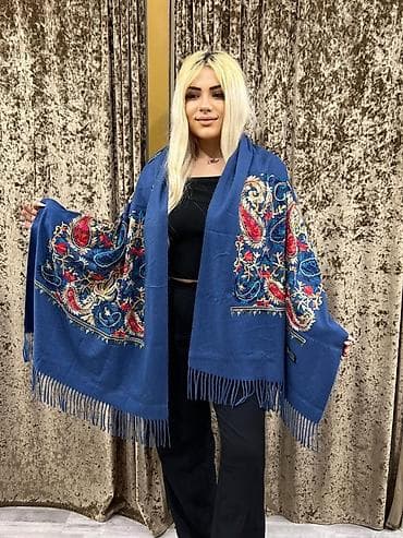 шапки в баку: Kaşemır çiyin salları.yenıdır. rengler var.ıstı saxlayır. cstdırılma — 4