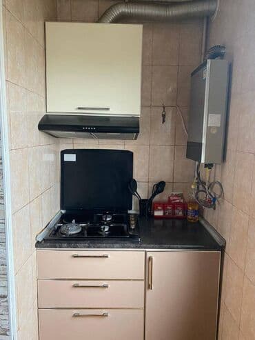 qurtuluş 93 kiraye evler tap az: Xətai rayonu,Köhnə Günəşli,Afrodita şadlıq sarayı ilə üzbəüz,9 — 4