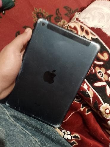 Apple iPad (qara rəng, kompakt korpus) Xüsusiyyətlər: - 7.9 düymlük