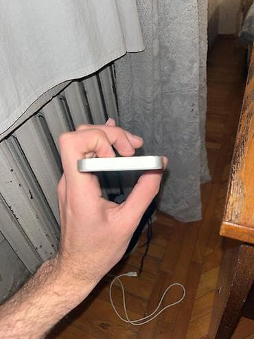 Фото и видеокамеры: IPhone 5s, Серебристый, Отпечаток пальца — 6