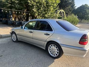 mercedes şit: Mercedes-Benz C-Class: 1.8 l | 1998 il Sedan — 2