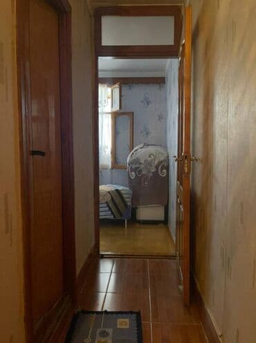 məhlə evi: Bakı, 2 otaqlı, Köhnə tikili, m. Qara Qarayev, 40 kv. m — 2