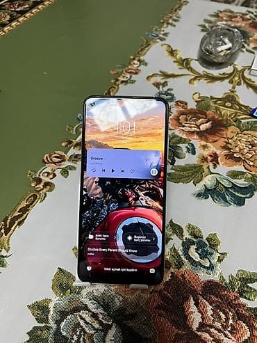 redmi pad 2 pro: Xiaomi Mi 10T, rəng - Gümüşü, 
 Qırıq — 2