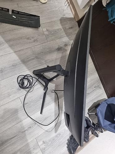 pivə boçkası: Samsung U32H750 modeli əsasında: --- Ümumi məlumat Bu, Samsung-un — 9