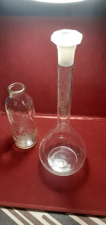 dadlica kolbasa: Колба новая мерная (500мл), бутылочка мерная (250мл)+ 2 маленькие — 1