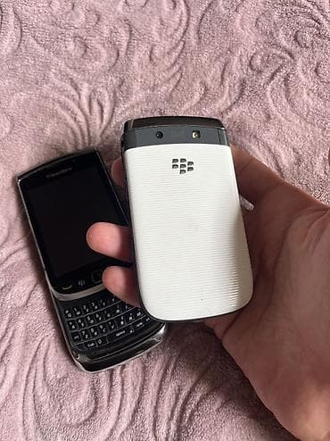 iphone telfon: Blackberry Torch 9800 — 2
