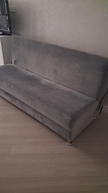 kunc divan gence: Di̇van-kravat, İşlənmiş, Açılan, Bazalı, Parça, Çatdırılma yoxdur — 4