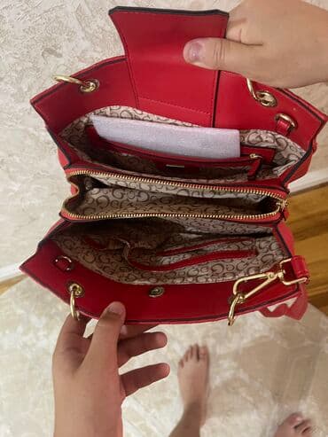 4 gune ariqlamaq: Əl çantası, Guess, Yeni — 2