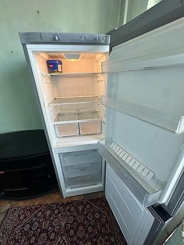ıkıncı el soyuducu: İşlənmiş 2 qapılı Indesit Soyuducu Satılır, rəng - Gümüşü — 2