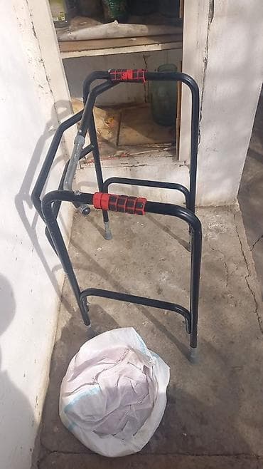 Tibbi maskalar: Məhsul: Manuel əlil arabası və gəzinti çərçivəsi (walker) komplekti — 2