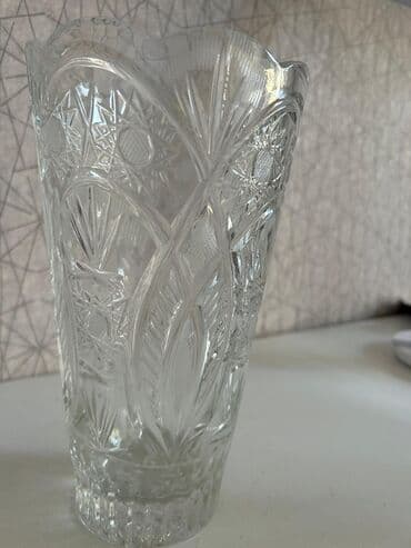 Bir vaza, Bogem şüşəsi