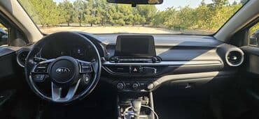 продажа подержанных автомобилей: Kia Forte: 2 л | 2019 г. Седан — 10