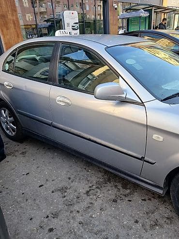 Chevrolet: Chevrolet Evanda: 2 л | 2006 г. 320000 км Седан — 5