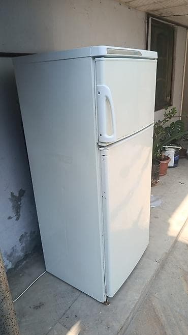 Soyuducu 120 azn
Stinol firmasi defrostdur 
Bulbule lale 2 kod 325 — 4