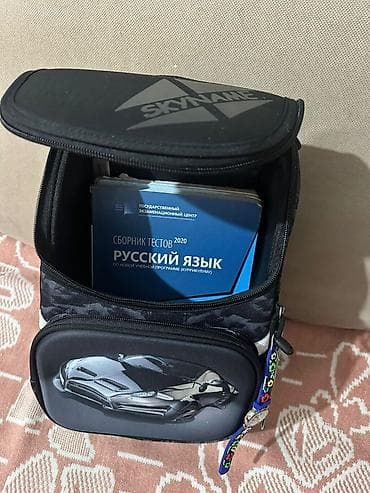 Uşaq məktəb çantası

Портфель новый ортопедический вместительный — 3