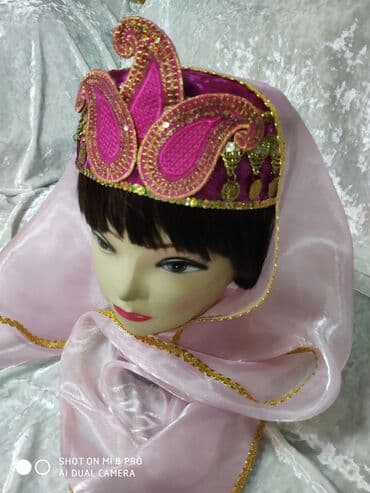 береты с рисунком: Araxçınlar hər rəngdə. kirayəsi 5₼ — 7