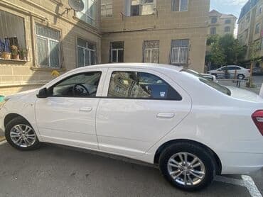 опель зафира а: Chevrolet Cobalt sedan – ağ rəng. Əsas xüsusiyyətlər: - Kuzov: 4 — 6