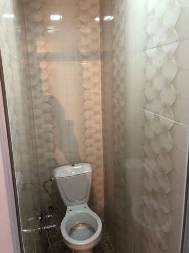 9 ci mikrorayon satilan evler: Bakı, 2 otaqlı, Köhnə tikili, m. Həzi Aslanov, 62 kv. m — 11