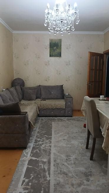 yeni guneslide satilan evler: Yeni Günəşli AB massiv 121 9/9 3 otaq ev satilir yaxinliqda məktəb — 3