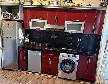 kuxna xalcalari: Qırmızı rəngli mətbəx mebel dəsti - Fasad: parlaq qırmızı — 2