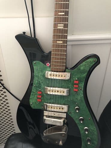 səs yazmaq üçün qurğu: Elektron gitara, Ünvandan götürmə — 2