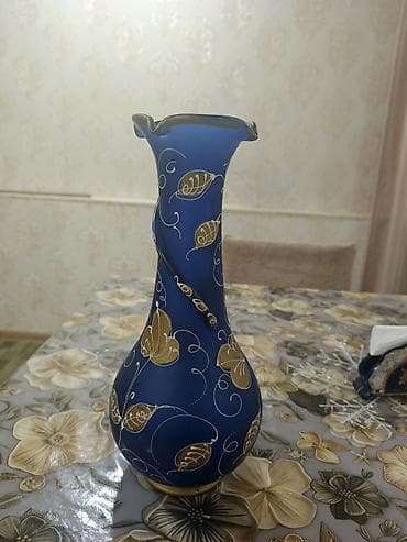 basqa: Bir vaza — 1