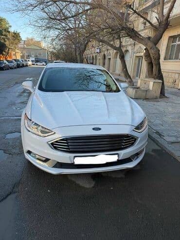 Ford: Ford Fusion (Mondeo) sedan – ağ rəng, 4 qapı, önqapalı radiator — 1