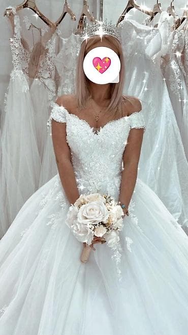 gelin gülü: Hazır gəlinlik biznesi satılır. 36 ədəd — 9