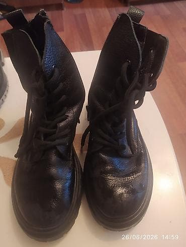botinki: Bir neçə məhsul bir yerdə: 1) Qara kişi hərbi/boots tipli uzun — 7