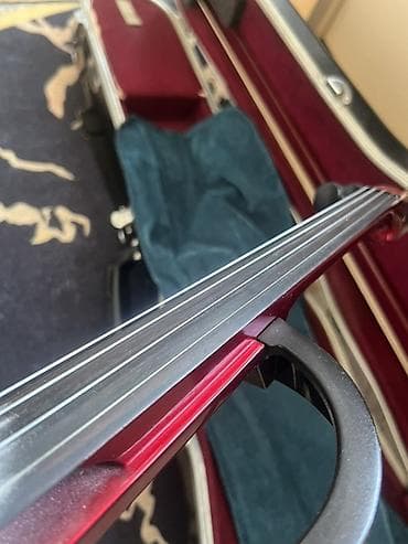 Fleytalar: Elektron skripka – Yamaha skripkası satılır. Toy meclis falan — 2