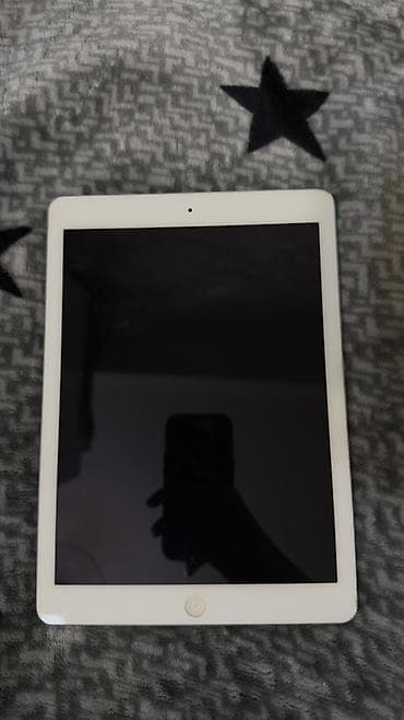 Apple iPad Air 2 planşet - Korpus: gümüş rəngli alüminium arxa hissə