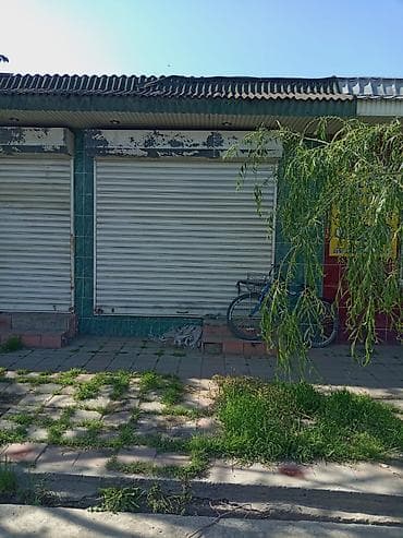 lokbatan emlak: Xaçmazda yerləşən 48 kv.m sahəli mağaza obyektı. Xüsusiyyətlər: - Tam — 4