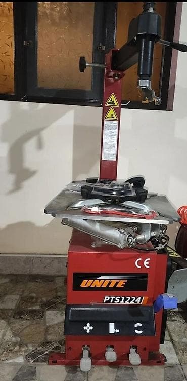 Texnikanın təmiri: İkisidə təzə qutudadır hec acılmayıb — 2