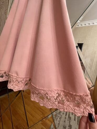 çəhrayı qadın ətəkləri: Ətəklər — 2