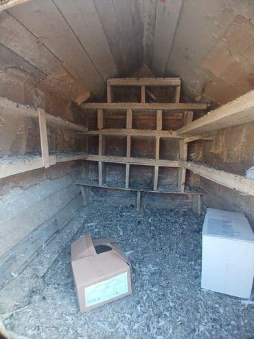 goyərcin yuvaları: Taxta quşxana/yuvalıq - Material: taxta və metaldan hazırlanmış — 3