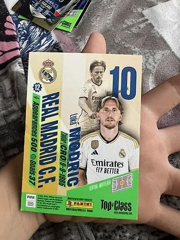 Panini “Top Class” futbol kolleksiya kartları dəsti Məzmun: - Panini — 5