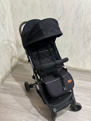 Yemək masaları, oturacaqları: Klassik gəzinti arabası, Kidilo — 1