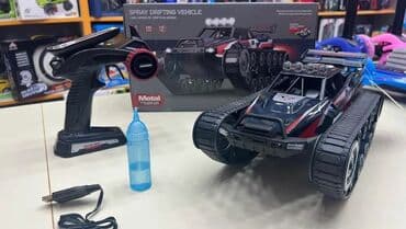 taksi islemek ucun masinlar: Oyuncaq tank Zariyatqa ile işleyir Pultla idare olunur Super modeldi — 2