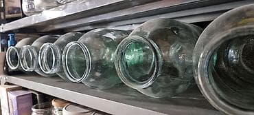 40 tortu: 40 ədəd 3 litrlik şüşə balonlar satılır. 1 ədədin qiyməti 35 qəpik — 2