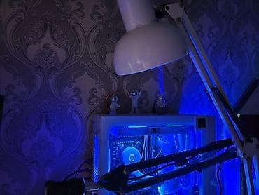 Güclü oyun və yaradıcılıq üçün yığılmış masaüstü PC Komponentlər: -
