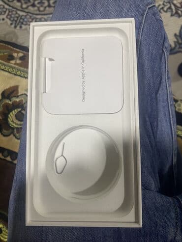 iphone 11 pro qutusu: IPhone 11, Qara, Face ID — 3