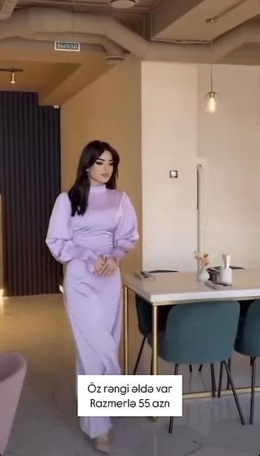 elbiseler: Təcili satılır🔥‼️ Satən maxi don – bənövşəyi - Yüksək yaxalı — 2