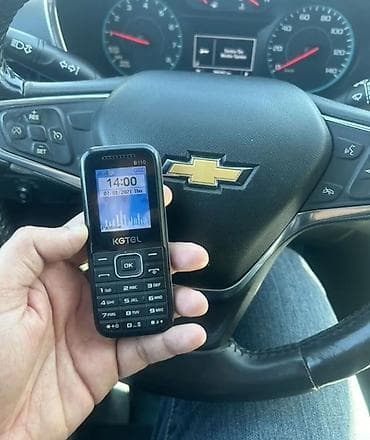philips xenium x622: KGtel B110 düyməli mobil telefon Xüsusiyyətlər: - Kompakt korpus, bir — 1
